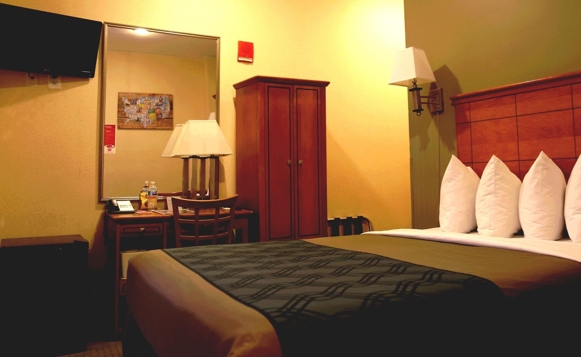 Econo Lodge Times Square New York Bagian luar foto
