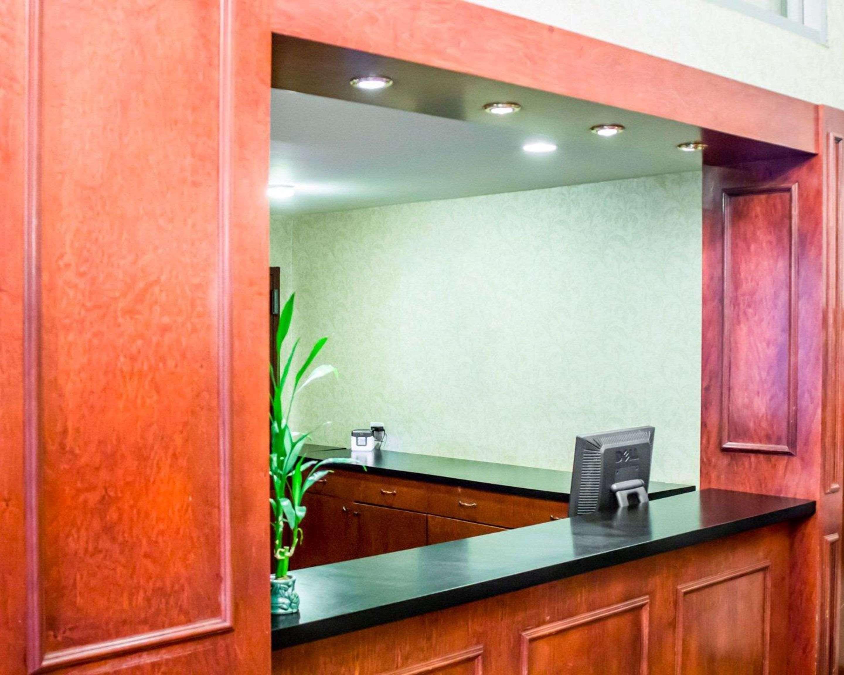Econo Lodge Times Square New York Bagian luar foto